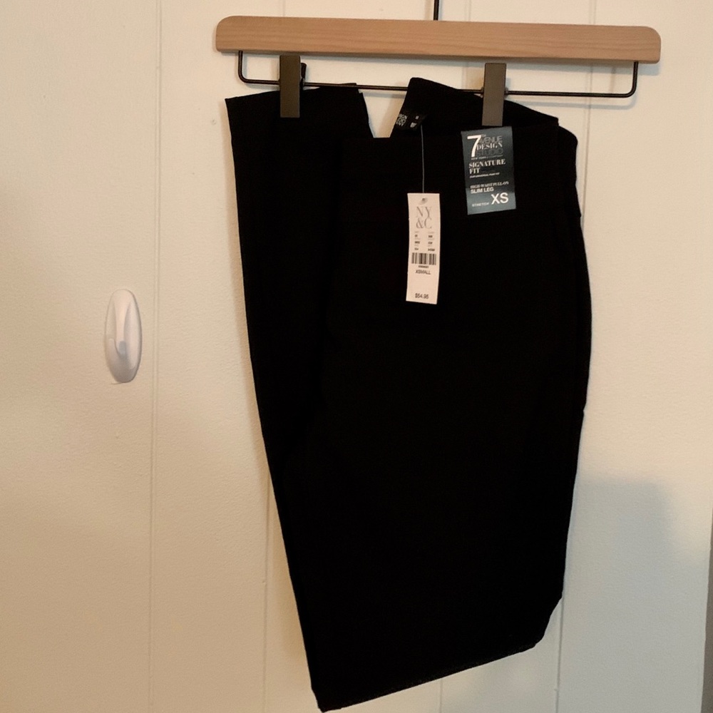 New York and Company pull on dress pant